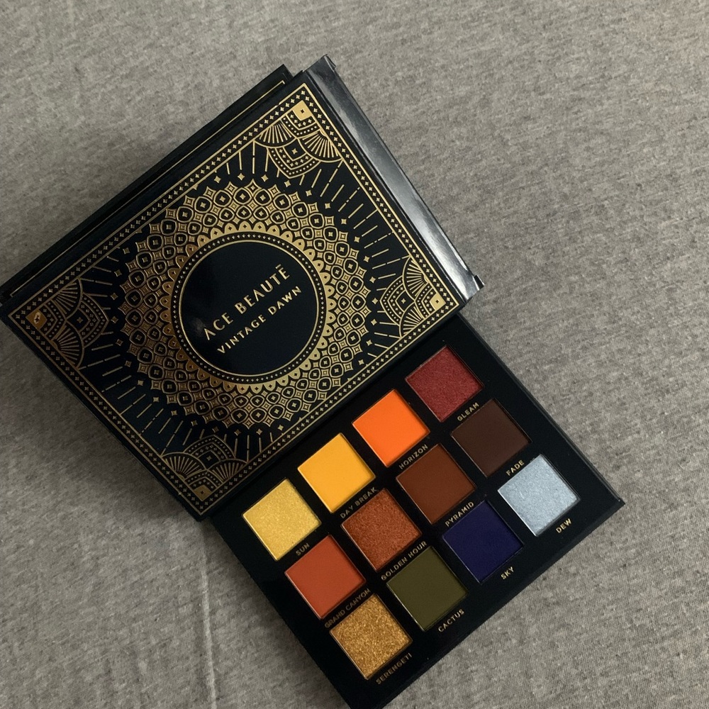 Ace beaute eyeshadow makeup palette fall winter colors